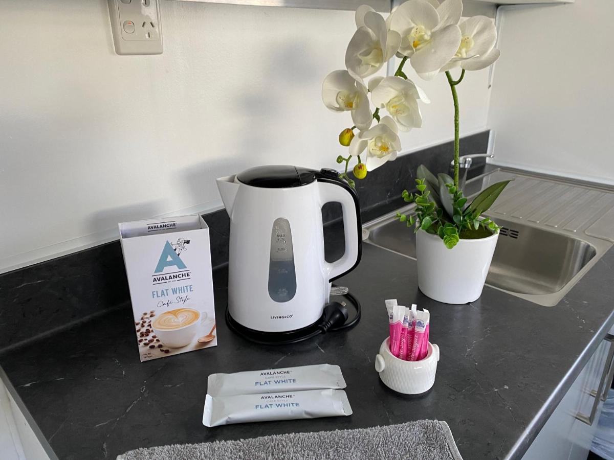 Self Contained En-Suite Private Bathroom, Private Entrance, Close To Shops & Hospital Homestay 해밀턴 외부 사진